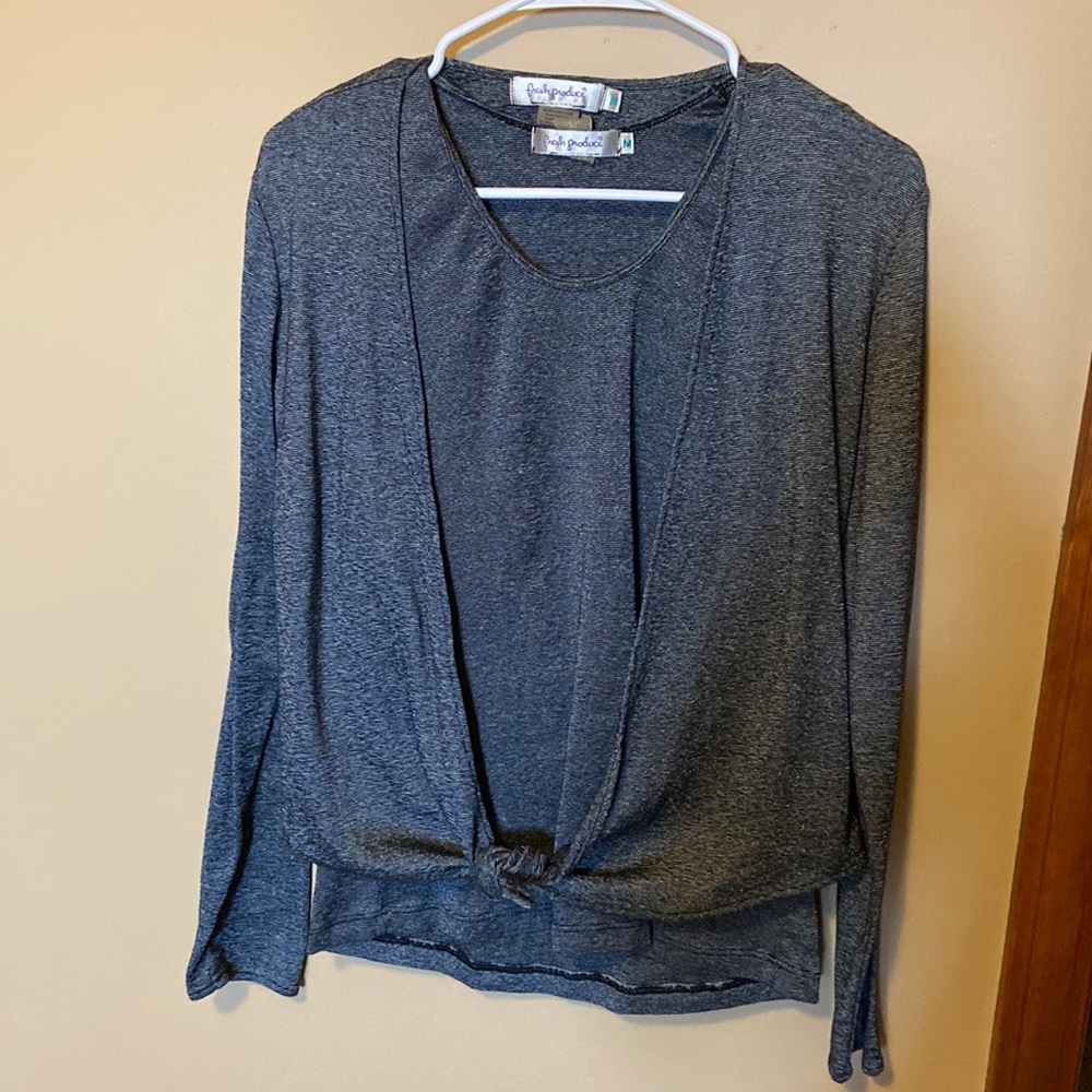 2 piece set Fresh Produce size M tank top with long sleeve top